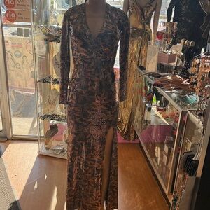 Soieblu Black and Gold Long Sleeve Dress